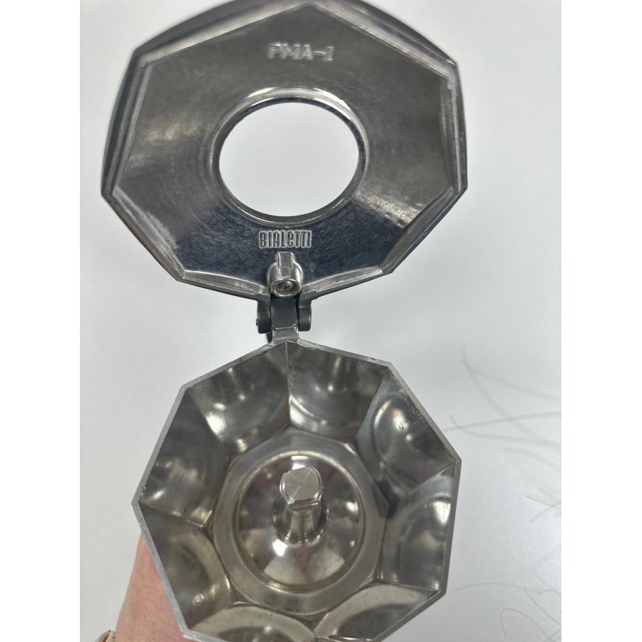 Moka lonec Bialetti Brikka Indukcija 4 sive barve UPORABLJEN/ POPUST