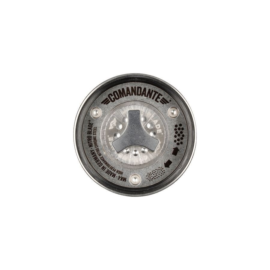 Comandante C40 MK4 Nitro Blade - Virginijski Oreh