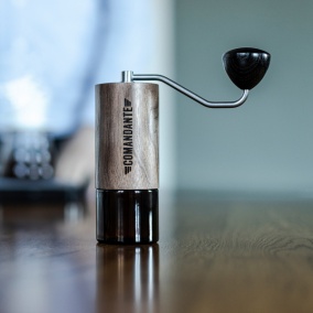 Comandante C40 MK4 Nitro Blade - Virginijski Oreh 2