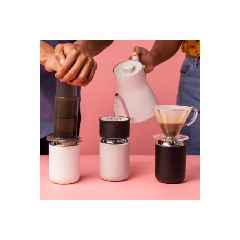 Fellow Carter Everywhere Mug 355ml black - Kozmetični defekt / POPUST