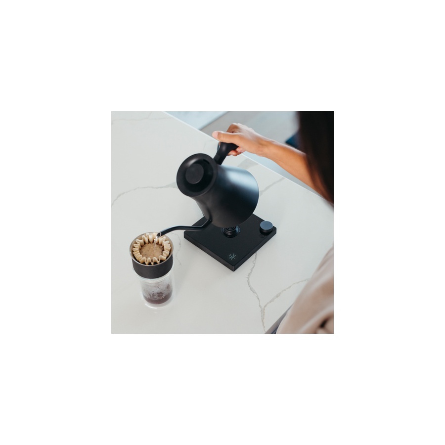 Fellow Stagg EKG PRO 0,9L električni kuhalnik črne barve