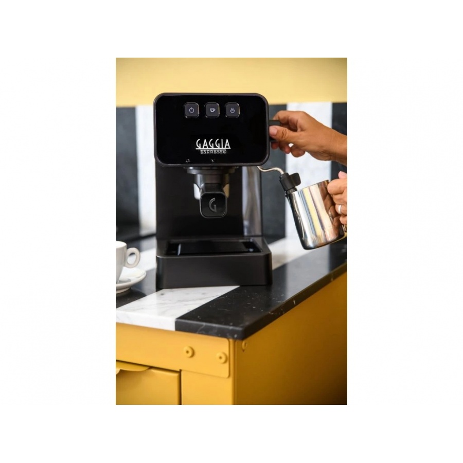 Vzvodni aparat za kavo GAGGIA Style Espresso - črn