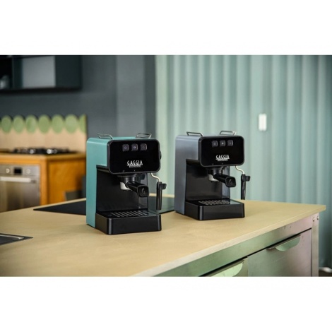 Vzvodni aparat za kavo GAGGIA Deluxe Espresso - siv