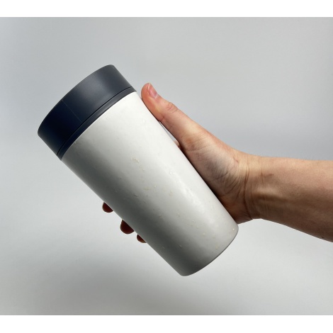 Okrogla skodelica (rcup) kreda in nevihtna siva 340 ml