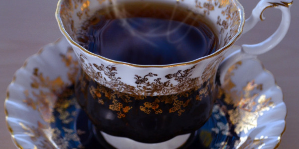 Dnevni odmerek kofeina: Koliko kave si lahko privoščimo?